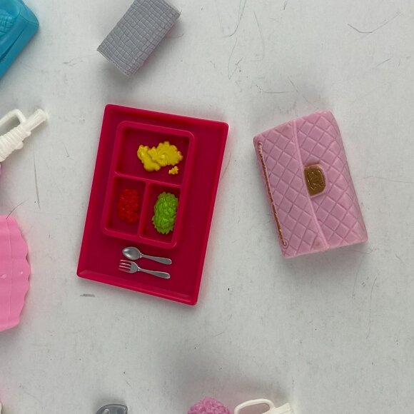 Barbie Accessories Lot Cake Purses Flowers Vintage Blue Purse American Girl Doll - Picture 9 of 11